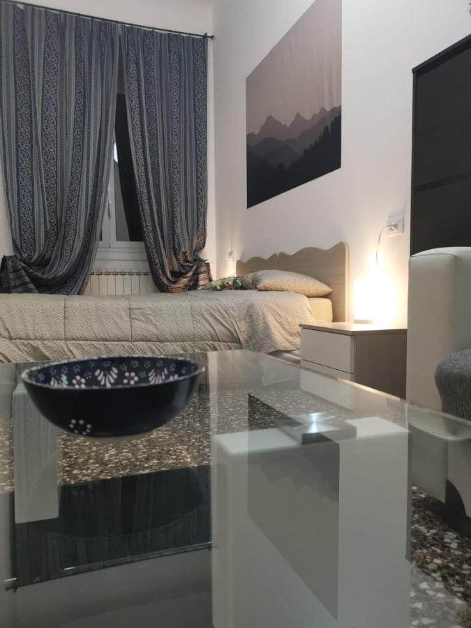 Wow Home - 175 Mq - Posteggio Privato - Davanti Porto Traghetti - Fino A 10 Posti Letto Genoa Ngoại thất bức ảnh