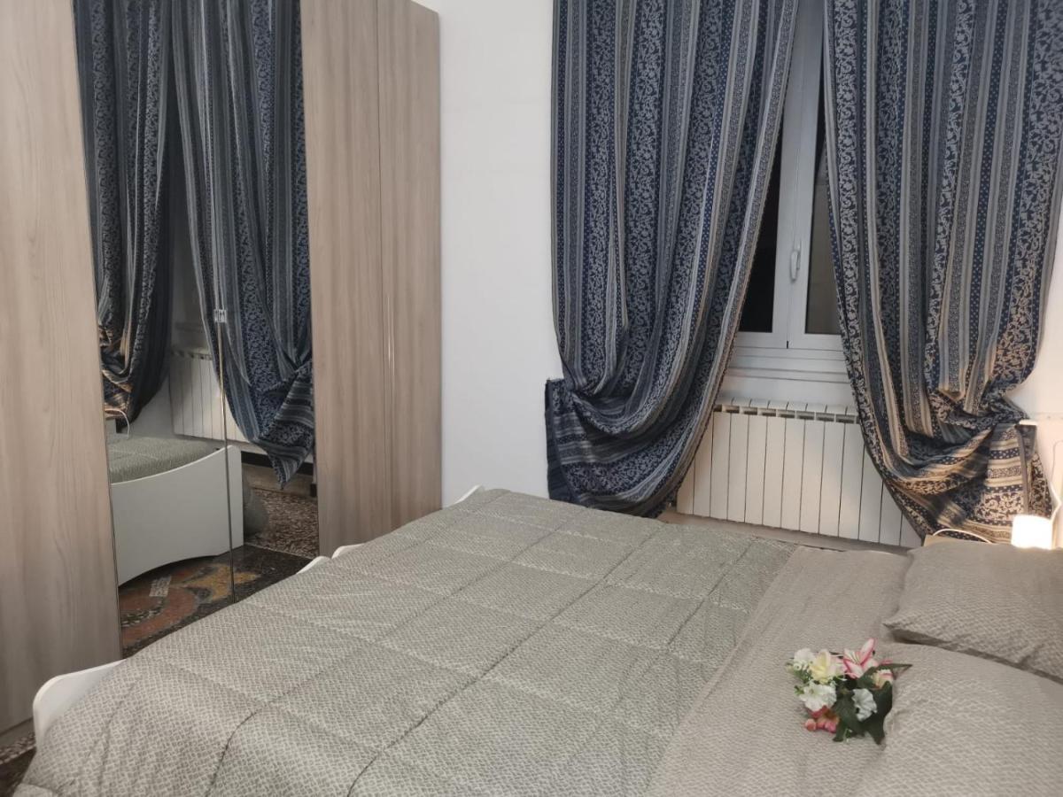 Wow Home - 175 Mq - Posteggio Privato - Davanti Porto Traghetti - Fino A 10 Posti Letto Genoa Ngoại thất bức ảnh