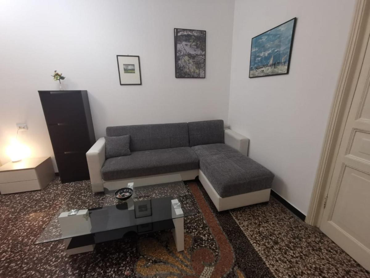 Wow Home - 175 Mq - Posteggio Privato - Davanti Porto Traghetti - Fino A 10 Posti Letto Genoa Ngoại thất bức ảnh