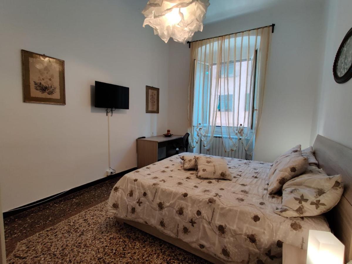 Wow Home - 175 Mq - Posteggio Privato - Davanti Porto Traghetti - Fino A 10 Posti Letto Genoa Ngoại thất bức ảnh
